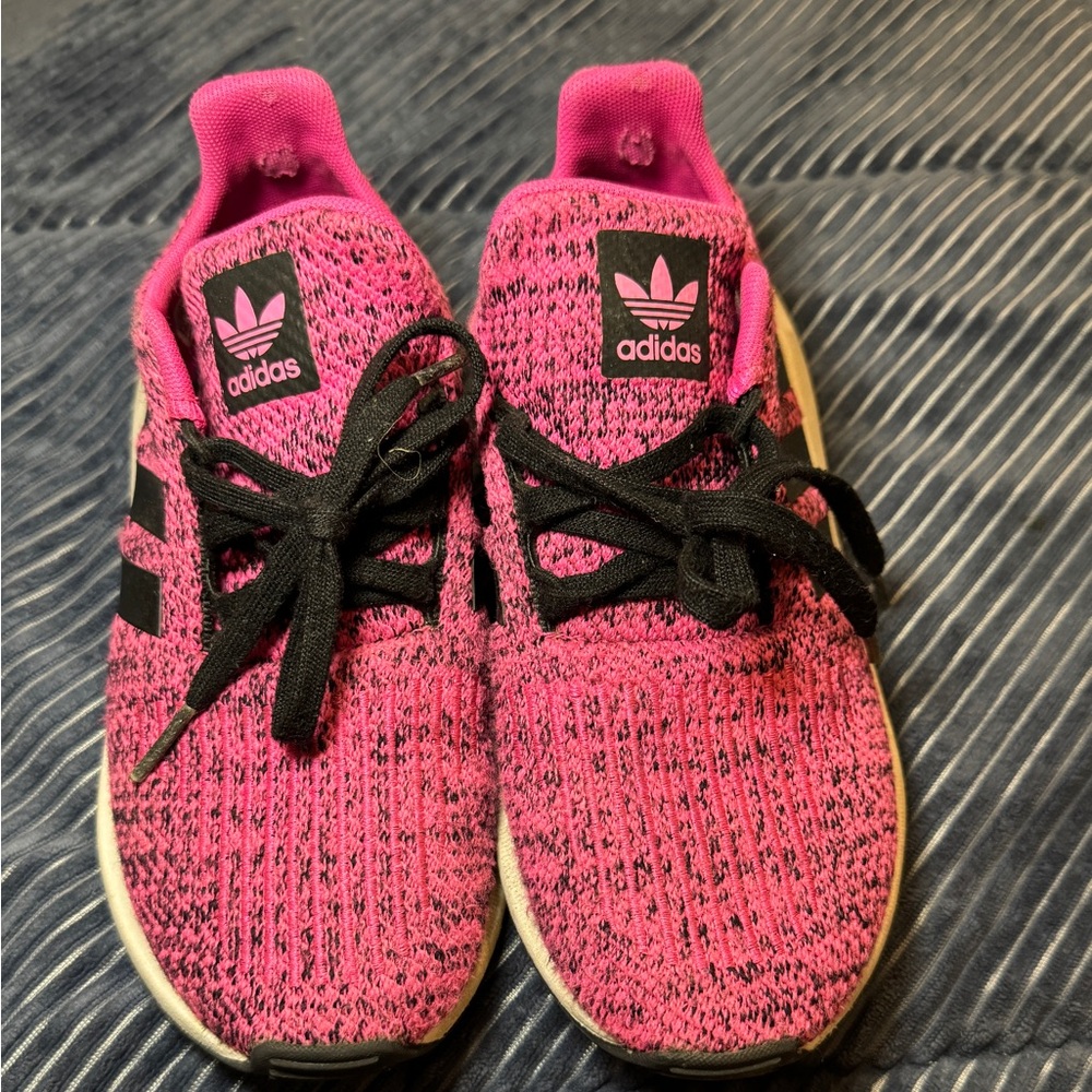 Adidas swift run